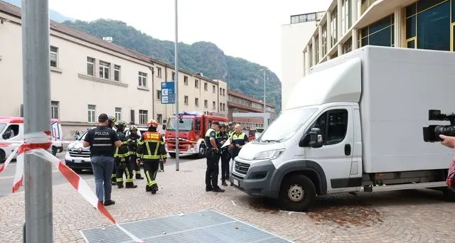 Bimba uccisa da un furgone, Bolzano sotto shock