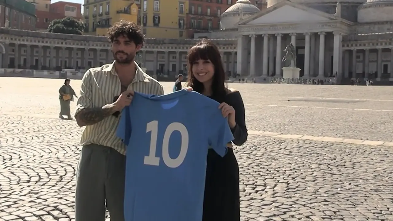 \"Numero 10\" racconta Maradona oltre il mito: il 3 ottobre la prima a Napoli