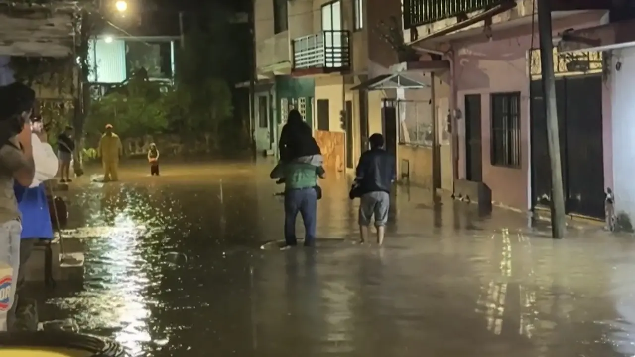 Messico, l'uragano Polo si abbatte sulle coste di Bassa California e Veracruz