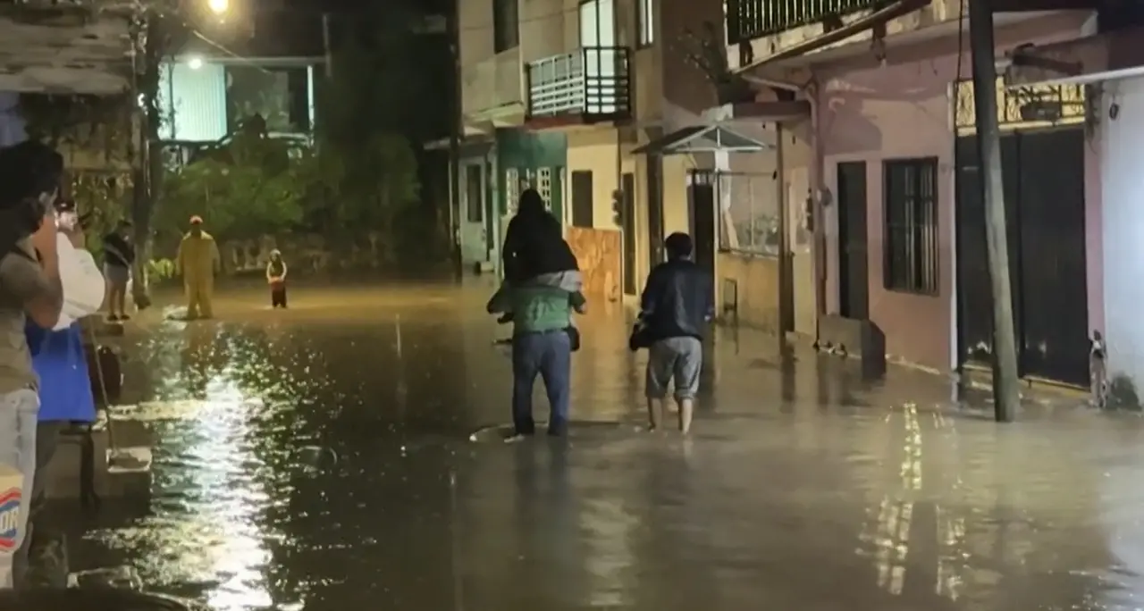 Messico, l'uragano Polo si abbatte sulle coste di Bassa California e Veracruz