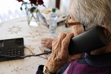 Falsi tecnici e voci clonate: Biancofiore rilancia l’allarme truffe