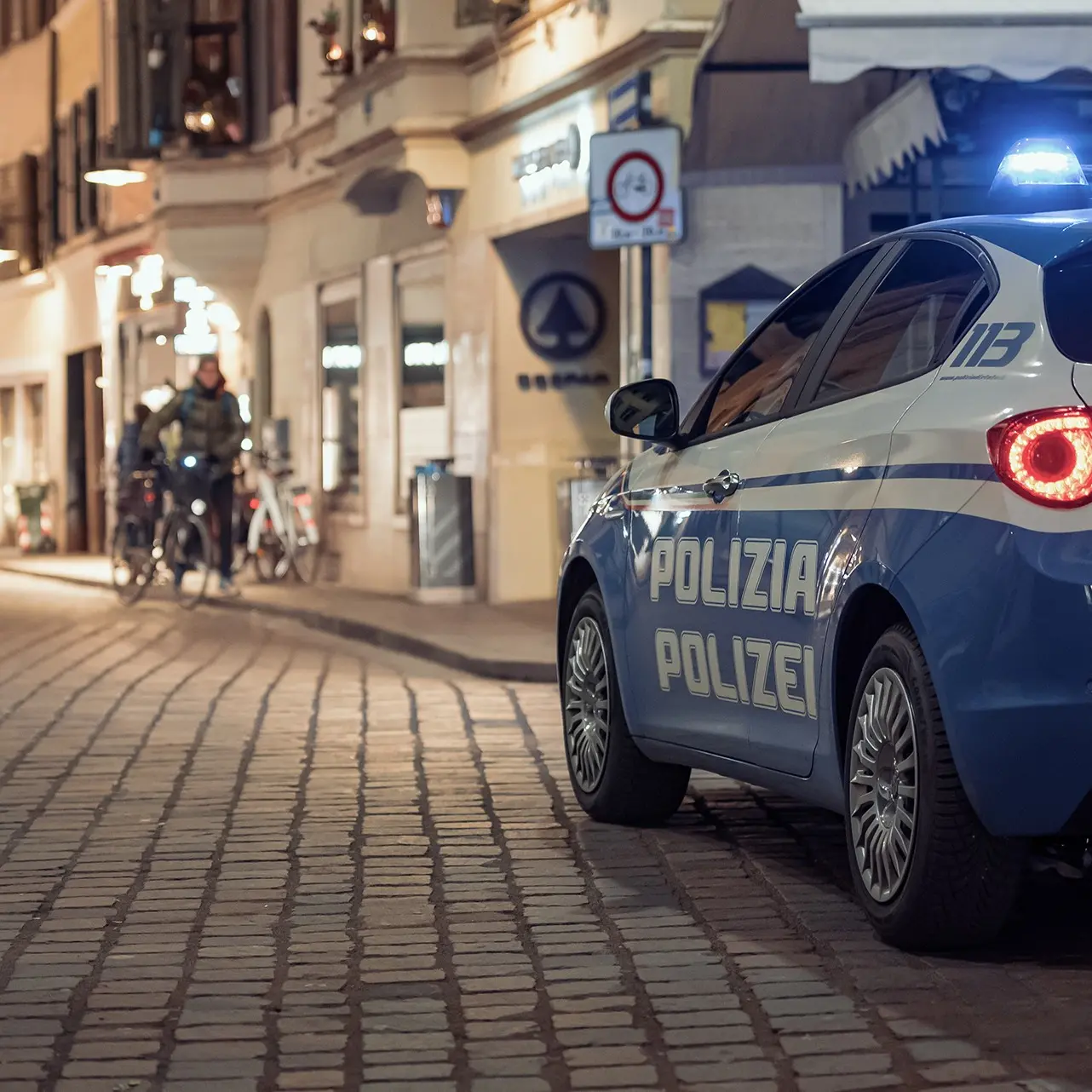 Bolzano, violano il divieto di avvicinamento alle ex compagne: due arresti in due giorni