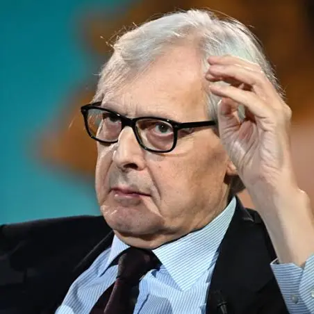 Vittorio Sgarbi in condizioni stabili, continua la terapia intensiva