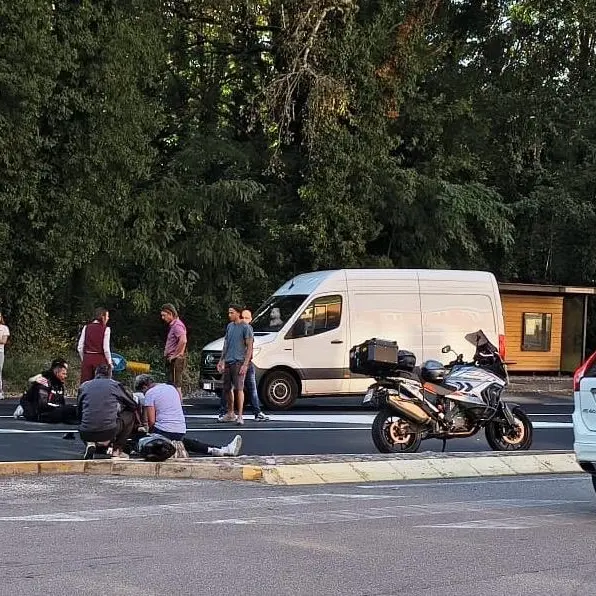 Schianto in moto: grave un 25enne, ferita la passeggera