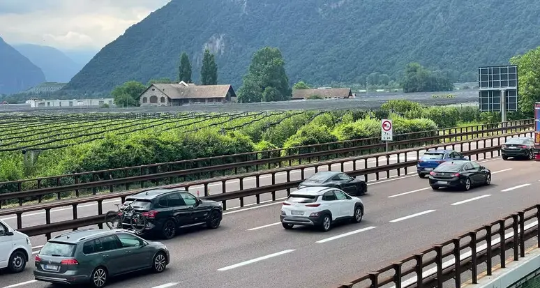 45 chilometri di coda verso il Brennero: oltre due ore di ritardo