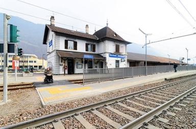 Lana-Postal, via al risanamento della stazione: 275 mila euro per il tetto
