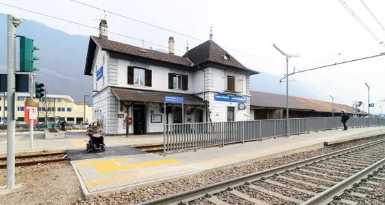 Lana-Postal, via al risanamento della stazione: 275 mila euro per il tetto