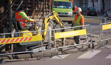 Bolzano, asfaltature notturne in via Firenze e via Roma: lavori l’8 e 9 ottobre