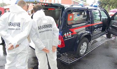 Il gioco erotico finisce in tragedia: trovato morto in casa