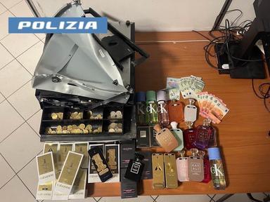 Bolzano, fuggono con due registratori di cassa: arrestati dopo la spaccata