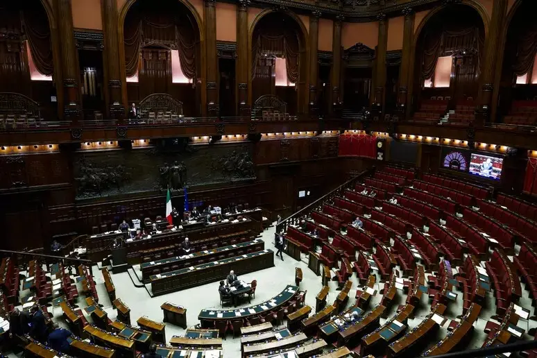 Legge elettorale, la Svp cambia posizione e vota sì: «Più garanzie per il Trentino»