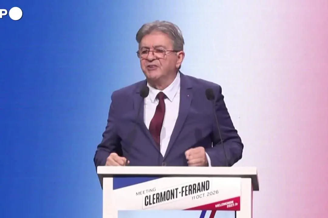 Melenchon: \"È necessario il diritto di voto a 16 anni\"