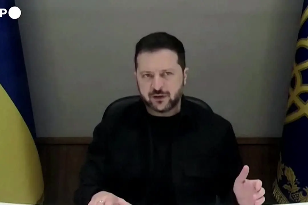Zelensky: \"Se la Russia non rispetta la tregua energetica noi reagiremo\"