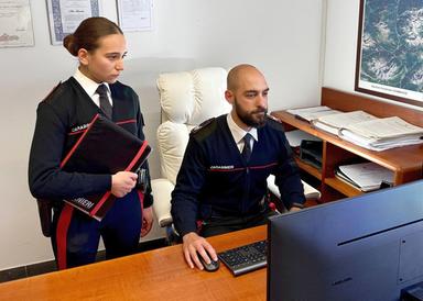 Dobbiaco, paga mille euro per un’auto: il venditore sparisce