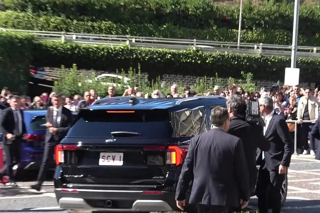 Il Santo Padre Papa Leone XIV in arrivo al Gemelli: sarà operato nel pomeriggio