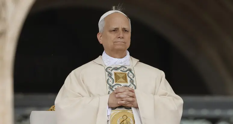 Papa Leone XIV, intervento al polmone riuscito: operazione conclusa positivamente