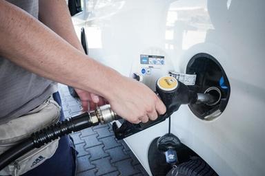 Carburanti, stangata in Alto Adige: il gasolio sale del 27,9% in un anno