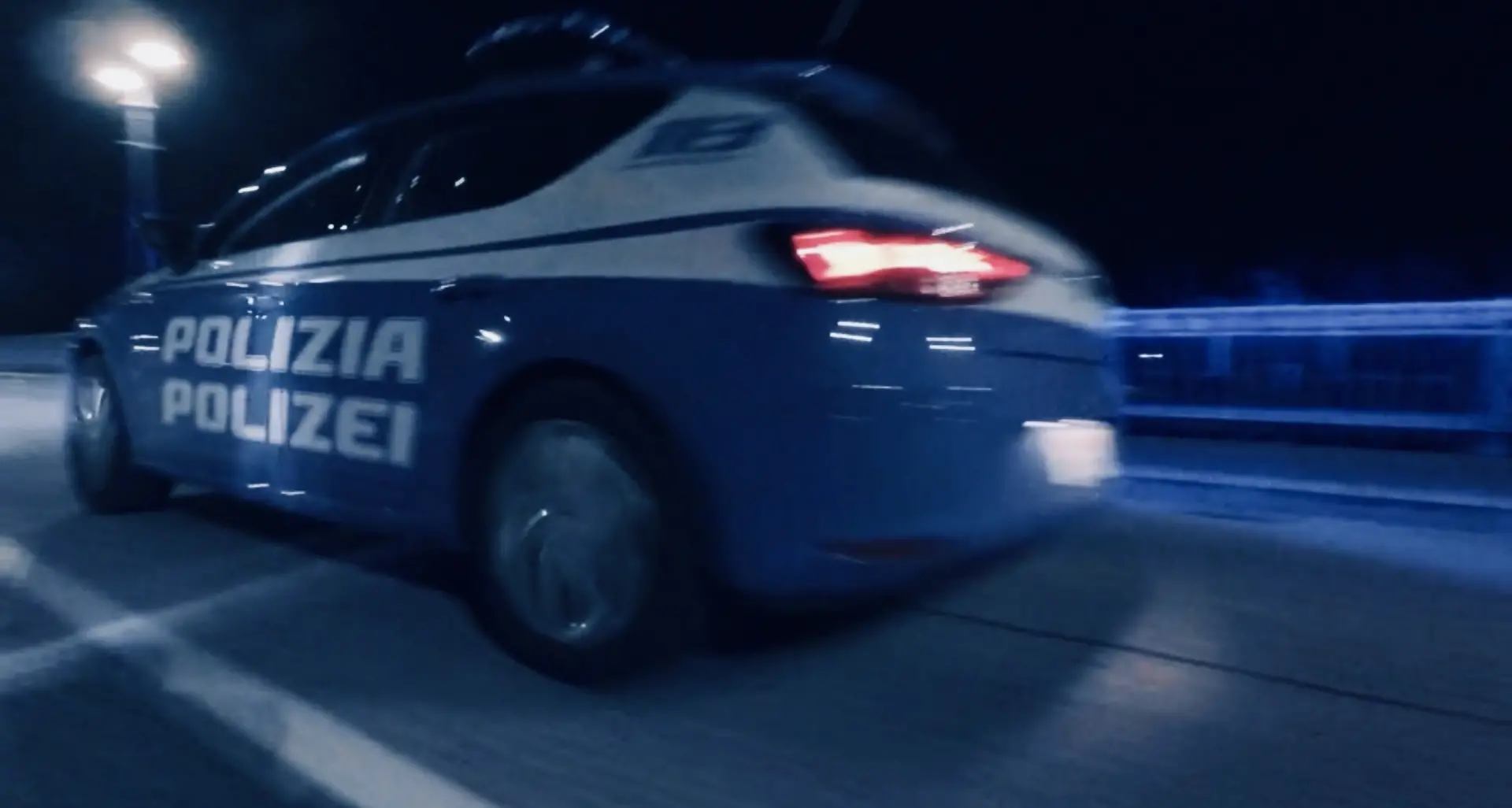 Bolzano, minacce e calci alla pattuglia: arrestato un trentaseienne