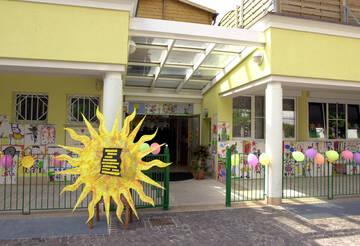 Scuole dell’infanzia in Alto Adige, la richiesta: orari fino alle 14.30 anche il venerdì