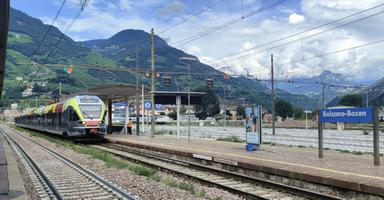Trenitalia, due nuove capotreno giurano a Bolzano: 39 assunzioni in tre anni