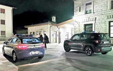 Bressanone, furti e minacce al bar della stazione: «Abbiamo paura»