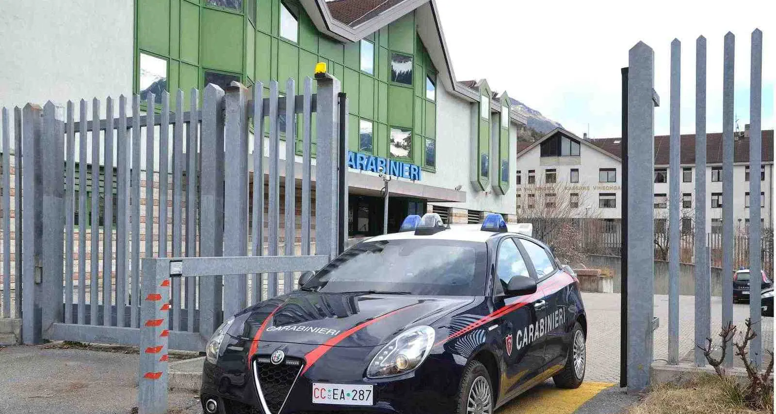 Naturno, truffa delle assicurazioni auto online: quattro denunciati, spariti oltre 500 euro