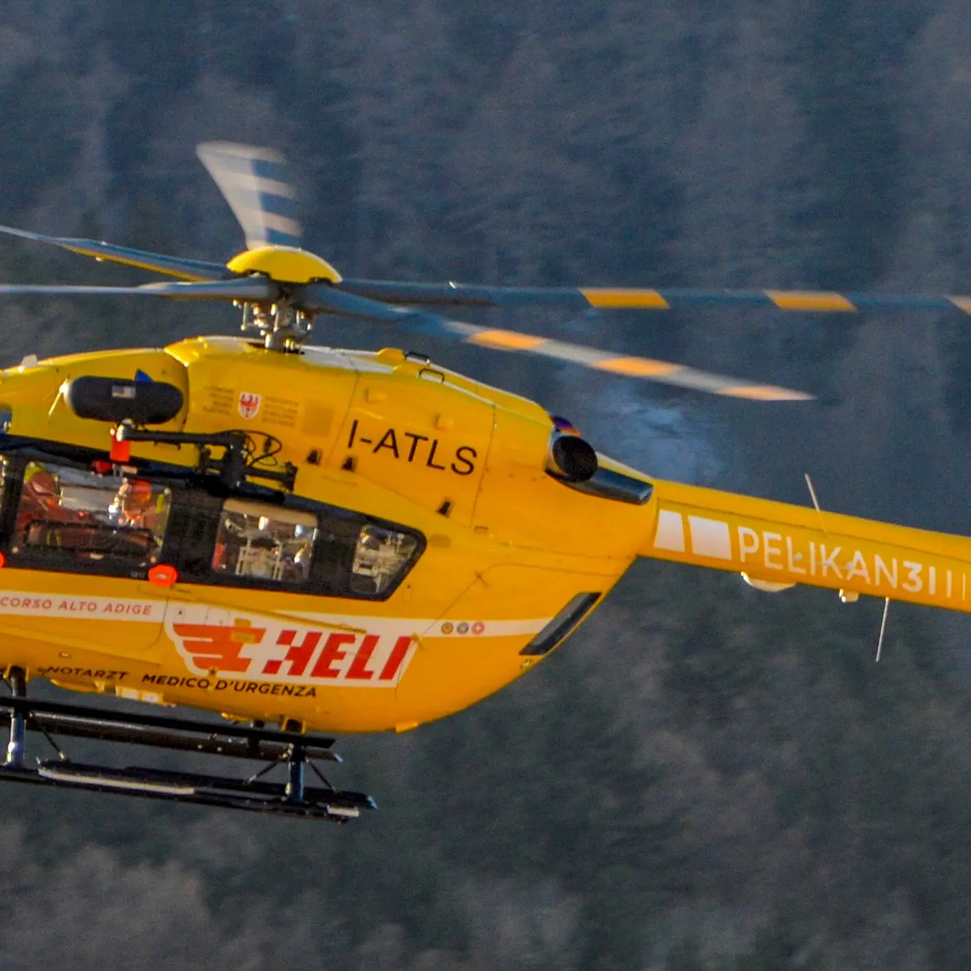 Rifugio chiuso e notte al gelo a 2.340 metri: due minorenni salvati in ipotermia