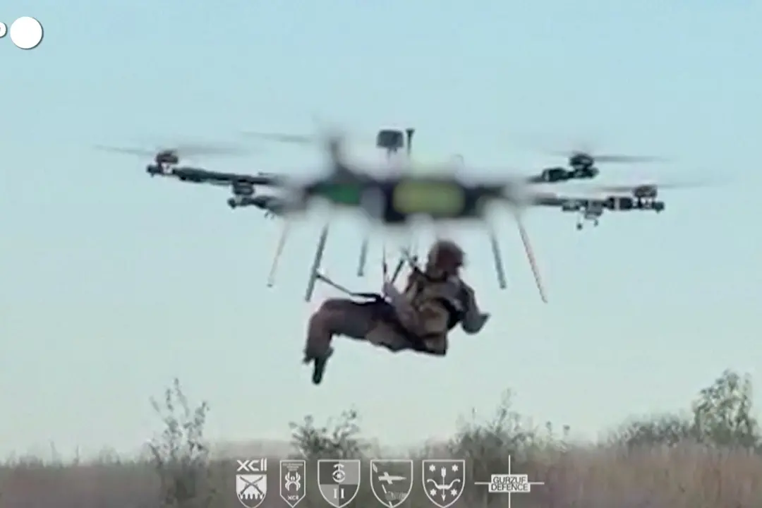 Kiev: \"Per la prima volta un soldato ferito è stato evacuato con un drone\"