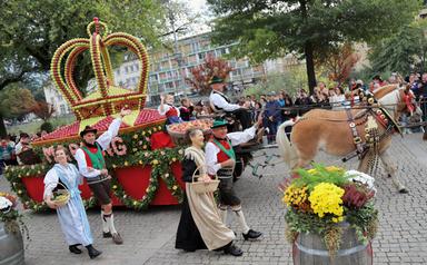 Merano, Festa dell’Uva da record: 22 mila persone per i 140 anni
