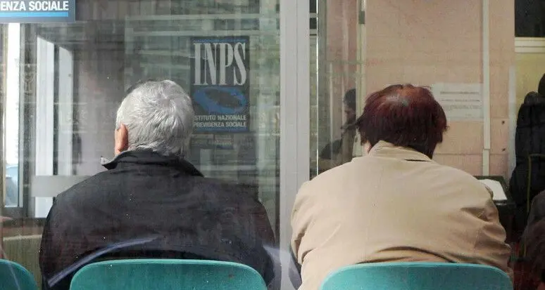 Pensioni Quota 100, la Cassazione cambia le regole: stop ai recuperi sproporzionati dell'Inps