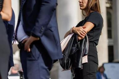 Alto Adige, le disuguaglianze sul lavoro penalizzano le donne: il 58% lavora meno di 35 ore a settimana