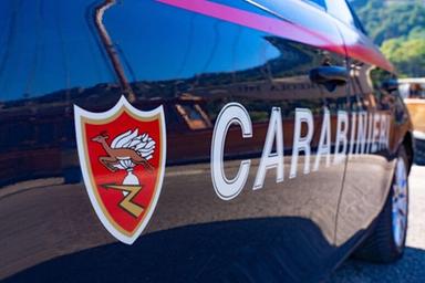 San Leonardo in Passiria, furto e acquisti con le carte rubate: denunciato