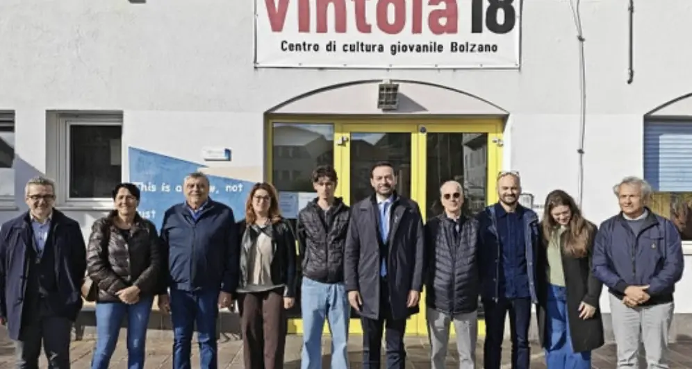 Il Centro giovani Vintola 18 sarà demolito e ricostruito: investimento da 6 milioni