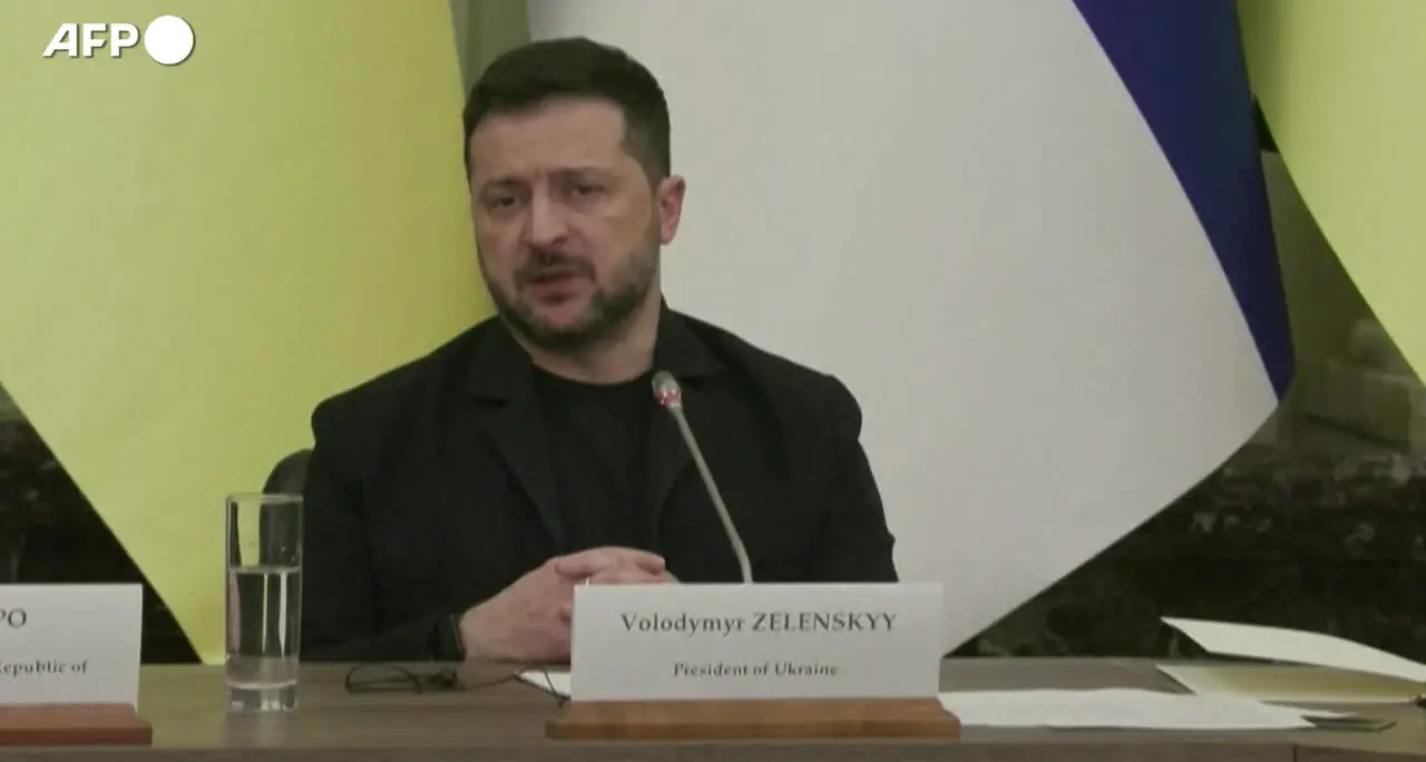 Zelensky: “La Russia è favorevole a un incontro con noi e gli Usa\"