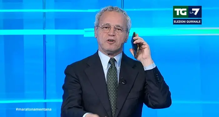 Enrico Mentana lascia il TgLa7: ultimo telegiornale il 23 dicembre