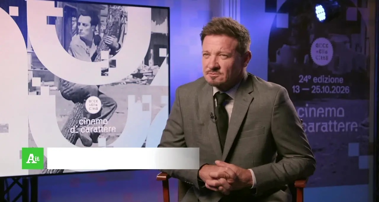 Jeremy Renner si racconta a Roma: “Dopo l’incidente ho riscoperto ciò che conta”