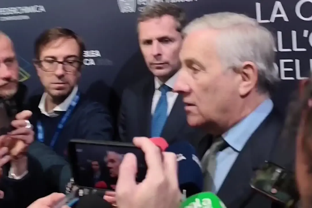 Tajani: \"Contributo di tutti sulla manovra, ma senza visione punitiva\"