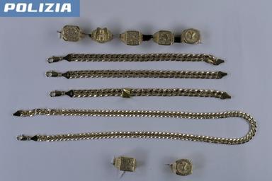 Bressanone, truffa dell’anello d’oro: denunciati due uomini