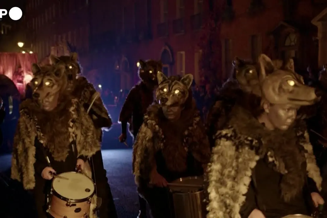 Halloweeen, a Dublino lo spettacolo “Fiain” tra musica e parata di marionette giganti