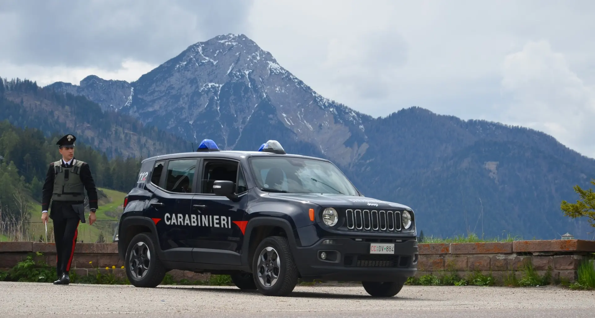 Droga tra Dobbiaco e Brunico, denunciato 31enne con documenti alterati