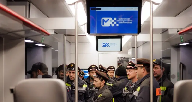 Val Venosta, vigili del fuoco e sanitari si addestrano sui nuovi treni