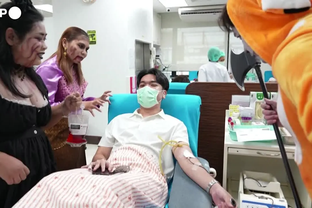 A Bangkok donazione di sangue a tema Halloween