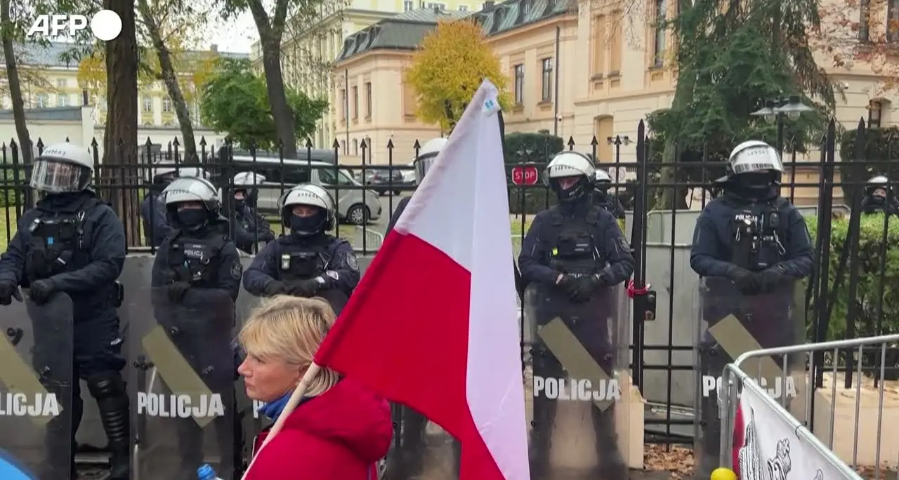 Ancora proteste in Polonia davanti alla Corte costituzionale