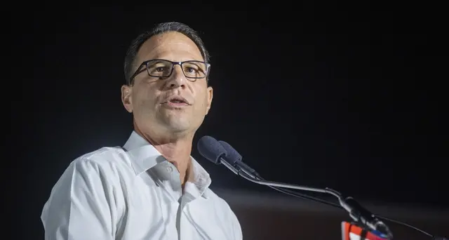Midterm: Shapiro è governatore Pennsylvania, schiaffo a Trump