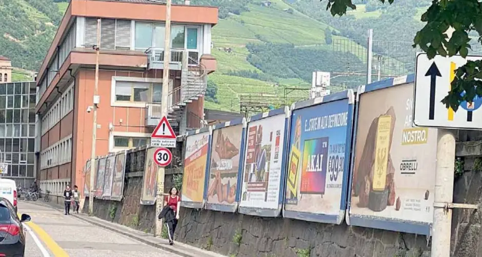 Maxi parcheggio per bici Si parte con via Garibaldi