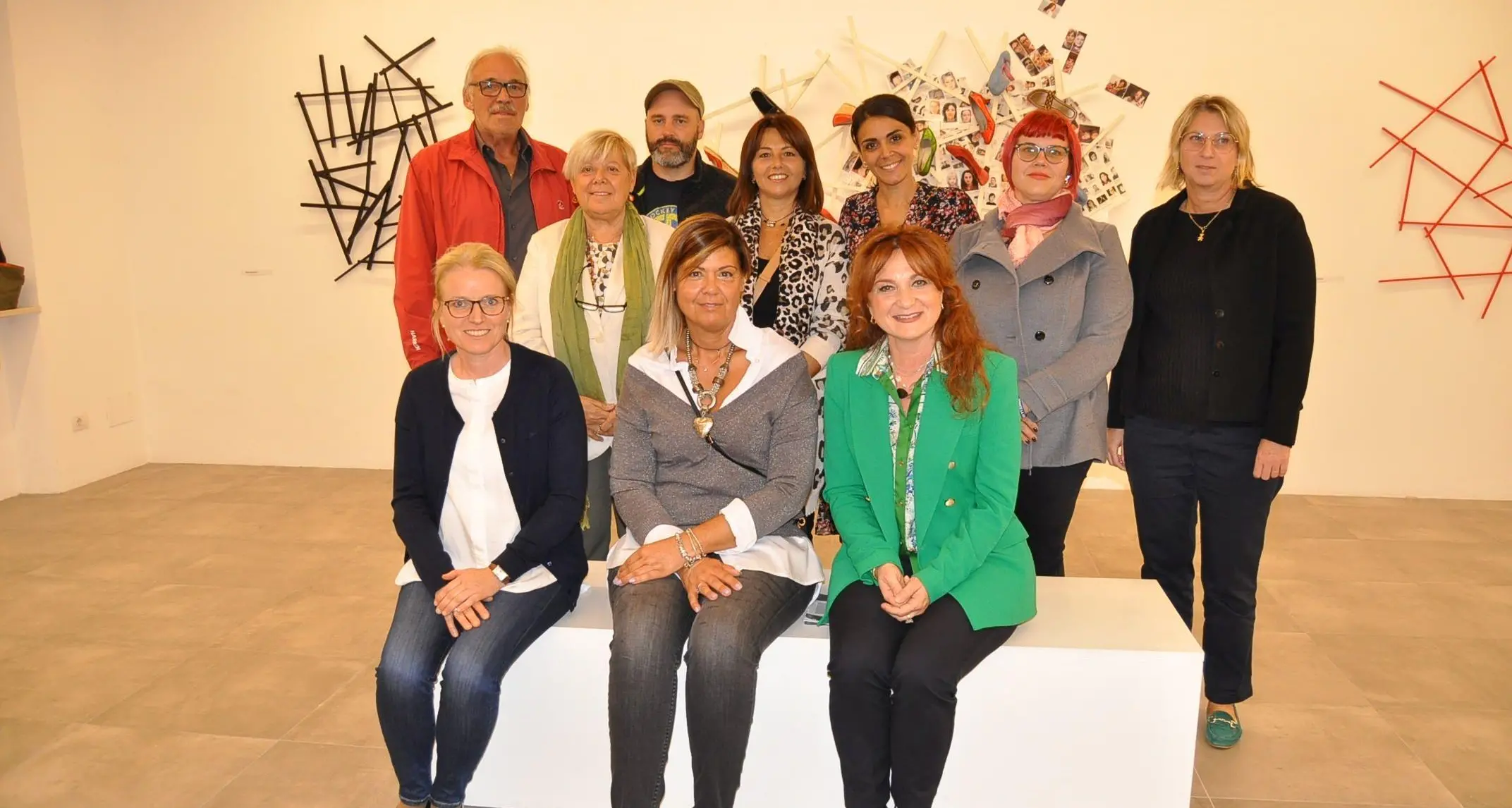 A Laives fra le bancarelle per dire no alla violenza sulle donne