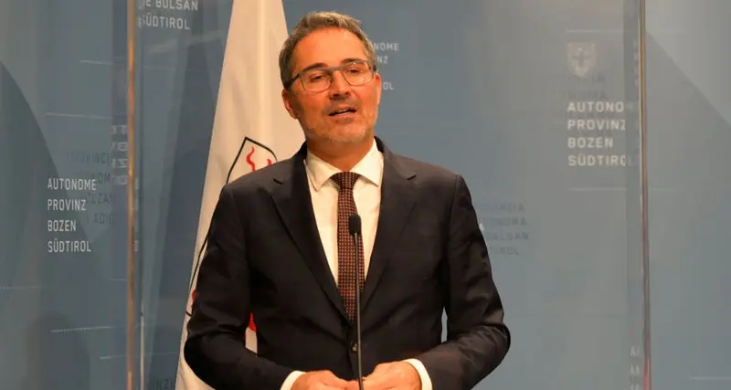 Kompatscher: «Errata valutazione di Galateo sulla fiaccolata con Casapound»
