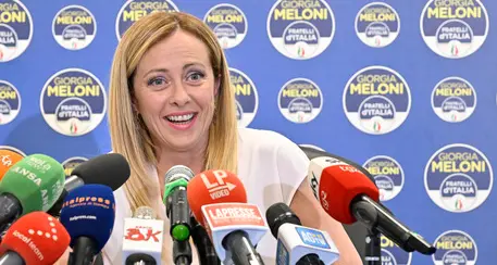 Facebook: svetta Meloni, cala Salvini. Instagram: Khaby Lame sorpassa Chiara Ferragni