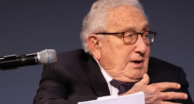 Usa-Cina: Kissinger, fare più sforzi per la cooperazione