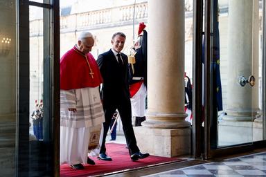 Il Papa sul fine vita, non si può offrire una morte programmata
